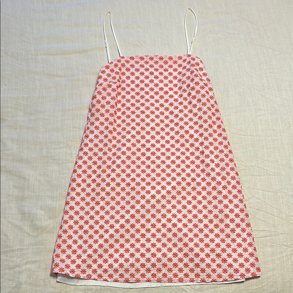 Red and White Sleeveless Spaghetti Strap Sundress for Casual Wear